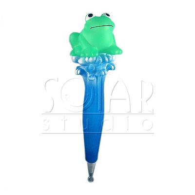 SSPVC-8 Frog PVC Strke-a-light Pen